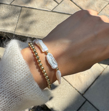 Load image into Gallery viewer, HB012 Geometric muse pearl bracelet