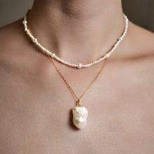 Load image into Gallery viewer, Rita baroque pendant necklace HN027