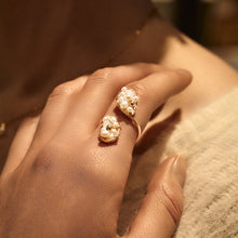 Load image into Gallery viewer, HR003 Double hoop wire wrapped ring