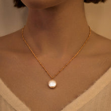 Load image into Gallery viewer, Coin pearl necklace | Freshwater coin pearl Gold filled chains HN007