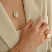 Load image into Gallery viewer, Rita baroque pendant necklace HN027