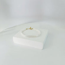 Load image into Gallery viewer, HB009 Linear pearl bracelet