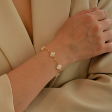 Load image into Gallery viewer, Lucky clover bracelet HB019