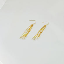 Load image into Gallery viewer, HE011 bar chain ear dangle