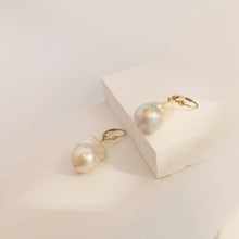 Load image into Gallery viewer, Rita baroque earring HE019