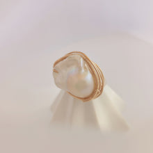 Load image into Gallery viewer, Della Baroque Ring HR006