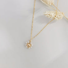 Load image into Gallery viewer, Maley flower necklace HN020