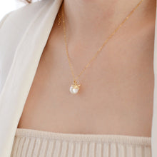 Load image into Gallery viewer, Pearl pendant necklace | Gold filled and freshwater pearl HN002