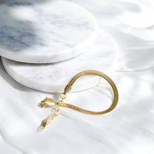 Load image into Gallery viewer, Snake chain bracelet | 14k gold plated, titanium steel B012