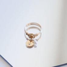 Load image into Gallery viewer, HR005 Hammered initial ring