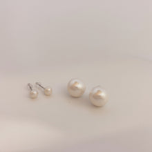 Load image into Gallery viewer, Simple pearl ear stud E009
