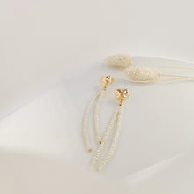 Load image into Gallery viewer, Pearls tassel earring HE020
