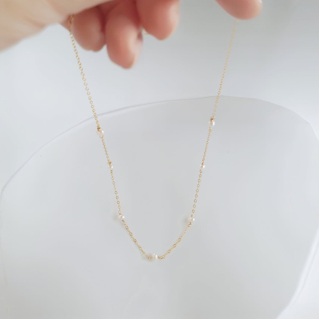 Floating pearl necklace HN014