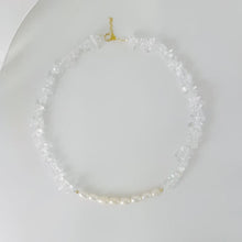 Load image into Gallery viewer, HN031 Clear crystal pearl necklace

