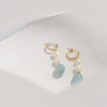 Load image into Gallery viewer, HE027 Aquamarine hoop earring
