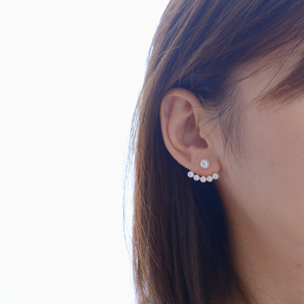 Pearl ear jacket | Faux pearls, stainless steel with gold plating E079