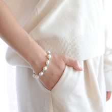 Load image into Gallery viewer, Margret bracelet | Freshwater pearls Turquoise stone HB021
